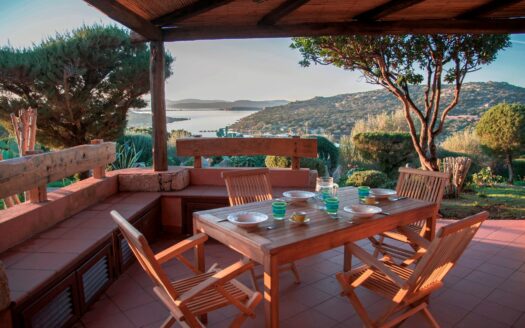 Residence Costa Serena, villino vista mare