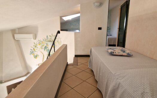 Porto Faro, attico baia del faro 36