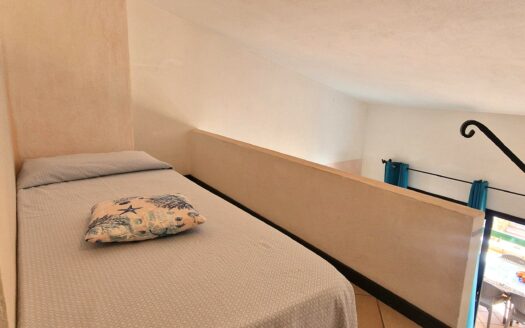 Porto Faro, attico baia del faro 36