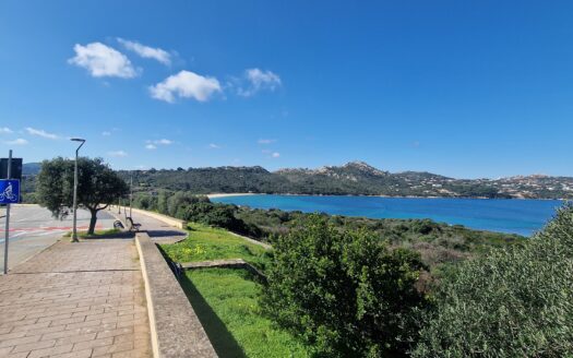 Baia del faro 36, nice apartment near the sea