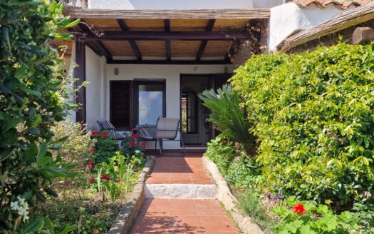 Porto Rafael, res. Le Querce, Monolocale piano terra