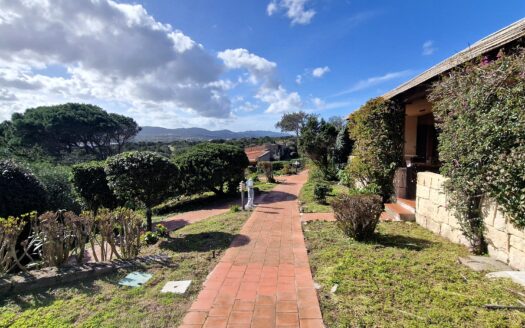 Costa Serena, villetta fronte mare