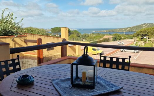 Tranquillità e Vista Mare a Cala Petralana
