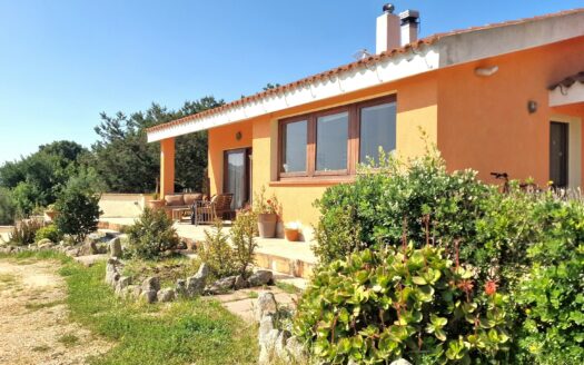 A bright home in the peaceful countryside of Palau