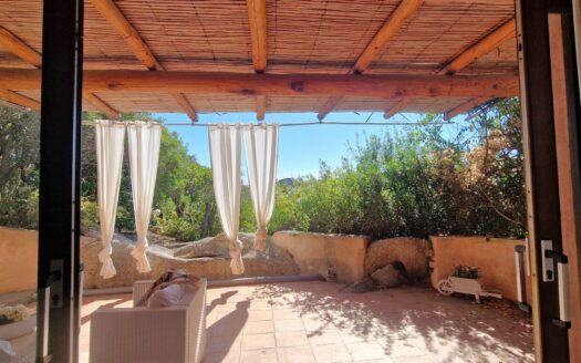 Porto Rafael Centro, Casa indipendente incastonata nella roccia